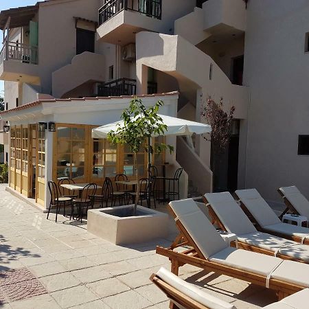 Sirocco Apartments Hersonissos  Bagian luar foto