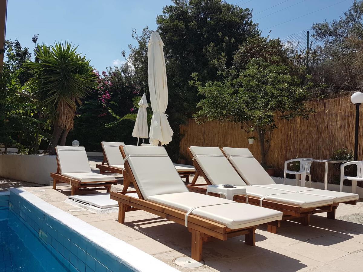 Sirocco Apartments Hersonissos  Bagian luar foto