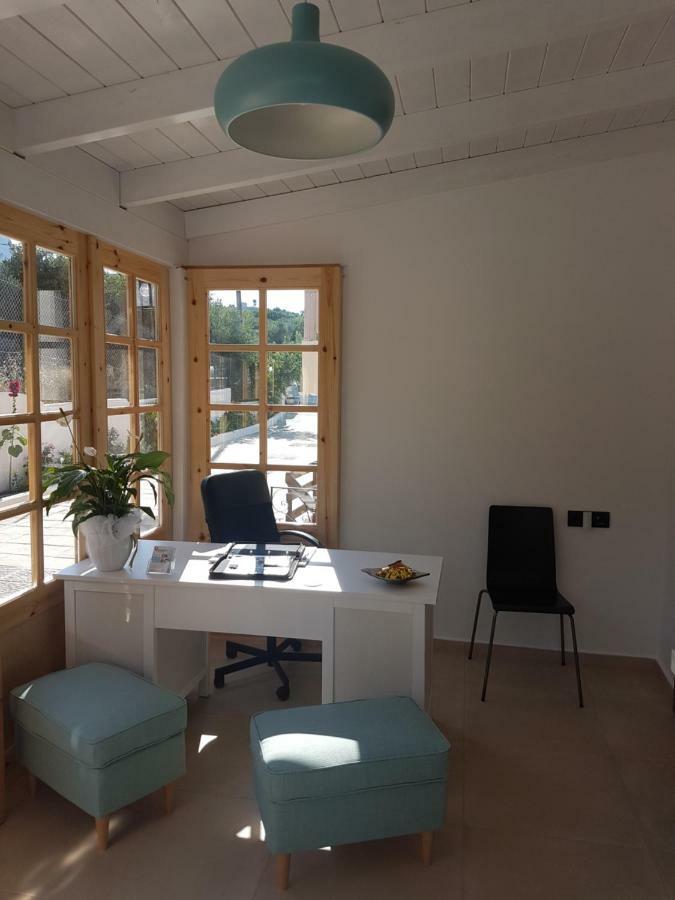Sirocco Apartments Hersonissos  Bagian luar foto
