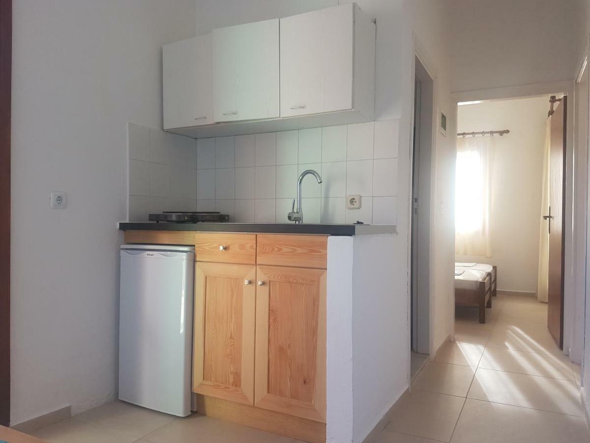 Sirocco Apartments Hersonissos  Bagian luar foto